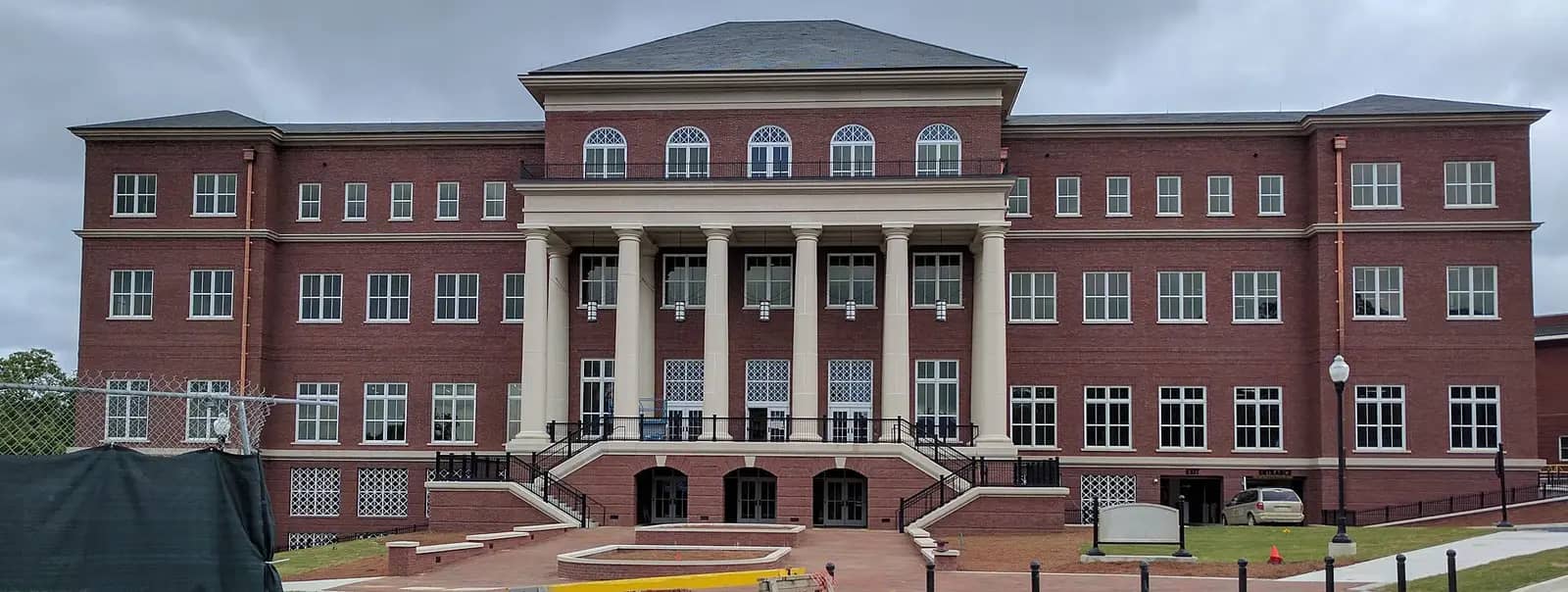 Mississippi State University campus — This is a picture of the Old Main Academic Center at Missisippi State University near Starkville, MS in Oktibbeha County